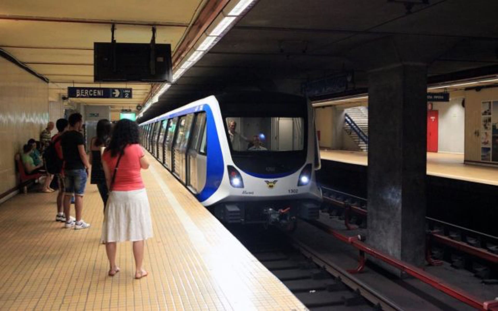 Bucureştiul devine prima capitală europeană care deţine un sistem de accesibilizare a transportului cu metroul bazat pe tehnologia Bluetooth