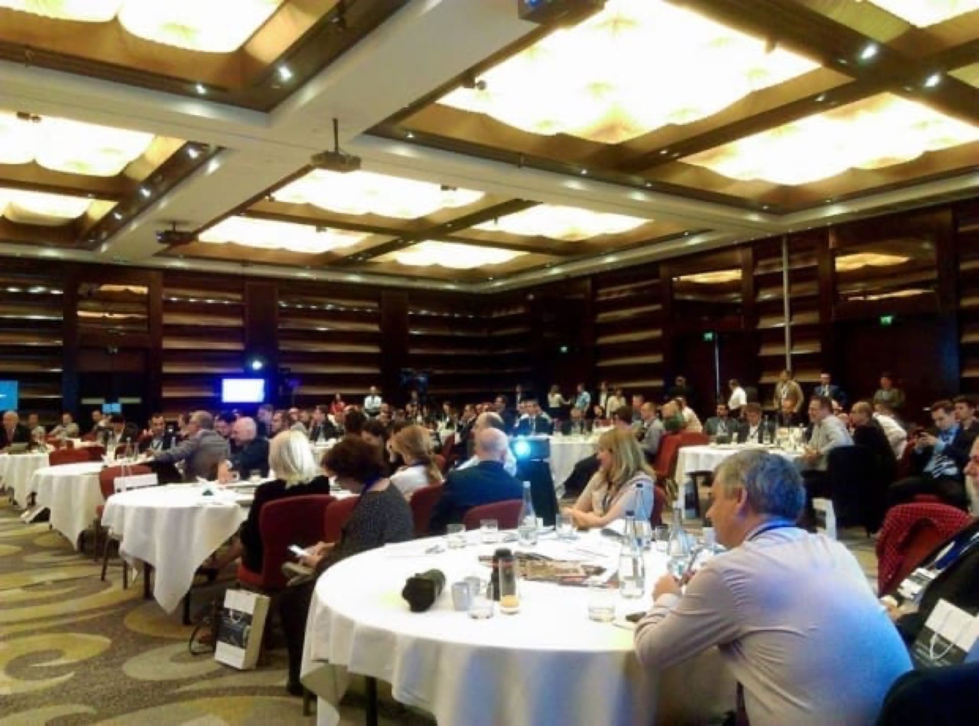 CIO National Conference 2018: Dezbateri cu profesionişti şi manageri din IT despre roboţi, salarii, GDPR, tendinţe şi educaţie