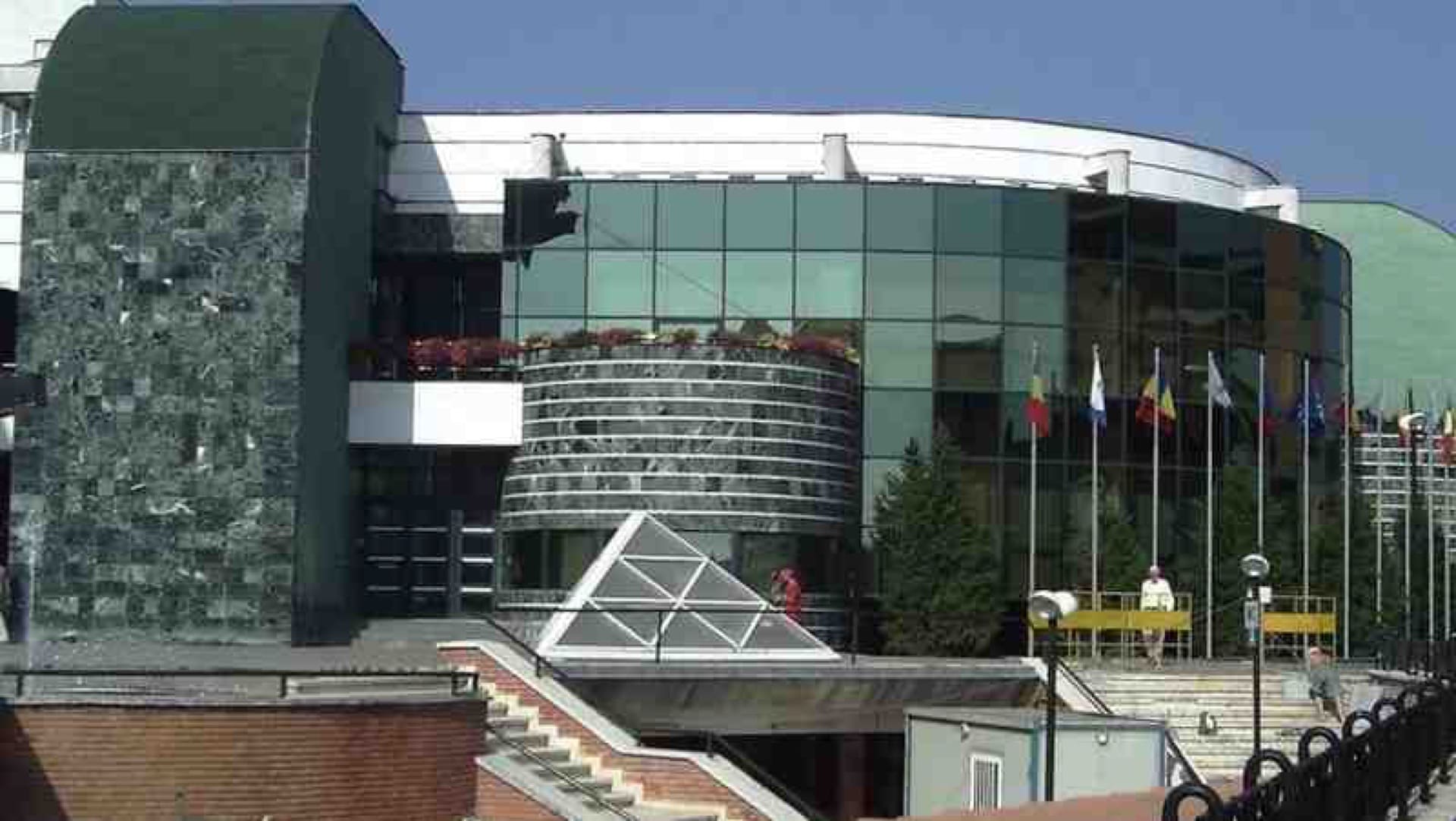 Şedinţă la Consiliul Local Alba Iulia. Proiecte Smart City, modernizări de străzi