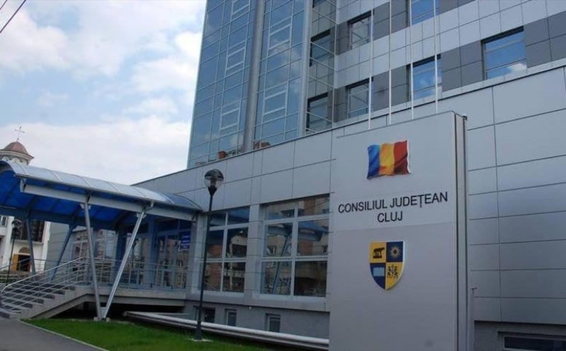 Tişe calcă pe urmele lui Boc. Vrea ca judeţul Cluj să fie &#8222;Smart Territory”! Ce facilităţi pregăteşte pentru cetăţeni