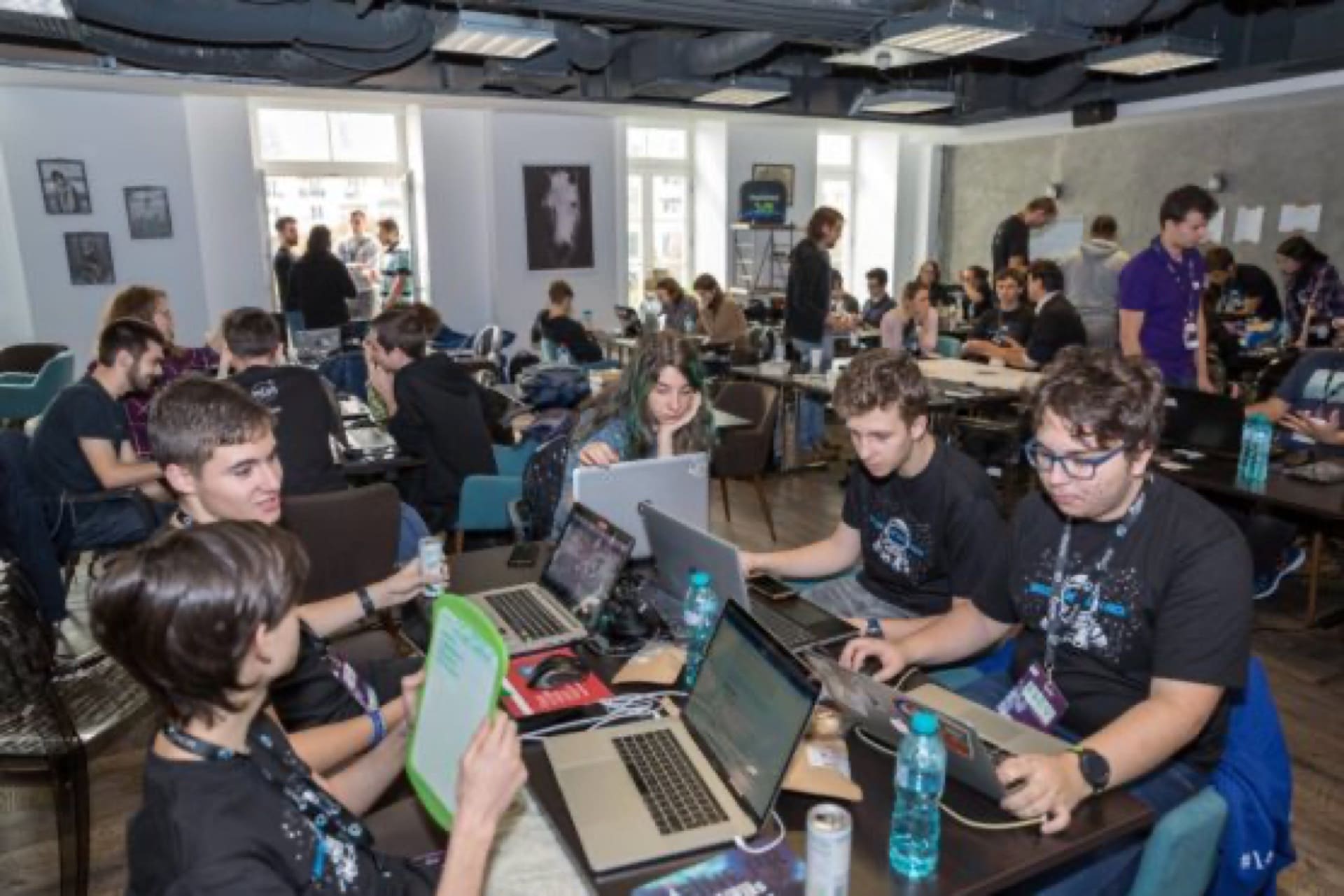 Participanți NASA Space Apps Challenge 2018